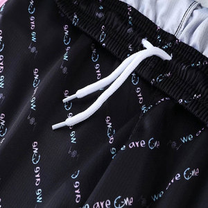 Ensembles d'uniformes de basket-ball personnalisés Maillot et short en tissu respirant évacuant l'humidité pour les athlètes et les événements sportifs scolaires - Product Image 6