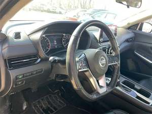 VENTE RAPIDE 2022 Nissan Sentra SR Traction avant Transmission automatique Sièges en cuir - Product Image 2