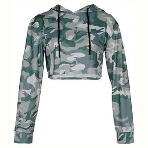 Top corto de lana de algodón 100% personalizado para mujer, Sudadera con capucha de manga larga, diseño informal de camuflaje de invierno con logotipo único en la parte delantera - Product Image 1
