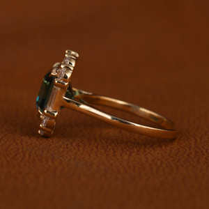 Anillo de compromiso de corte Asscher verde cultivado en laboratorio clásico de oro sólido de 14 quilates, anillo de diamante creado en laboratorio certificado IGI glamoroso - Product Image 6