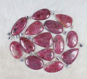 Collar con colgante de Rodonita rosa de estilo bohemio, regalo de Navidad para niñas o esposas, collar de piedras preciosas Chapado en plata - Product Image 4