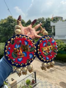 Shubh Labh tradicional Bandhani diseño colgante de pared Diwali puerta colgante Toran para decoración de entrada del Hogar con patrón de naturaleza muerta - Product Image 3