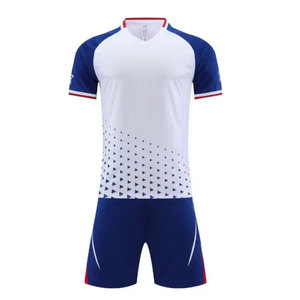 Ensemble de maillots de football personnalisés unisexes de haute qualité, impression numérique, uniforme d'équipe adulte, 100% polyester, toutes saisons, entraînement, nouvelle tenue de football - Product Image 2