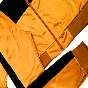 Hot New Customized Casual Training Zipper Coupe-Vent Ensemble OEM Survêtement en nylon Pantalon de survêtement à séchage rapide Veste coupe-vent Couleurs fendues - Product Image 2