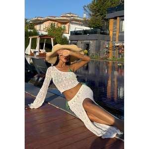 Ensemble Katy Bohème ajouré à une seule pièce 9710-015 en tissu tricoté pour Printemps/Été - Product Image 2