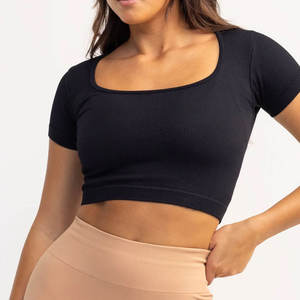 เสื้อยืดครอปสำหรับผู้หญิงลำลองชุดกางเกงขาสั้นไซส์ใหญ่พิเศษตกแต่งวินเทจทำจากผ้าเฟรนช์เทอร์รี่ใส่ไปยิมฟิตเนสครอปเหนือเข่า - Product Image 6