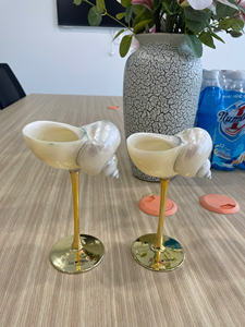 Copa de vino de concha marina, producto artesanal con estructura sólida de concha y aspecto refinado para decoración de comedor de alta gama. - Product Image 3