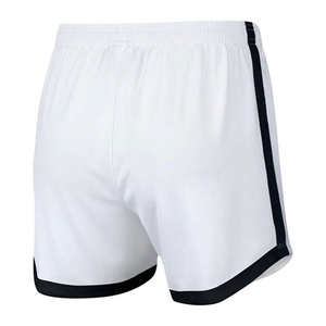 Pantalones cortos para mujer Pantalones cortos de mezclilla de moda para mujer con un dobladillo deshilachado y cierre de botón clásico para un aspecto de verano atemporal perfecto - Product Image 2