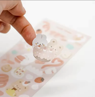 Autocollants personnalisés à faible MOQ pour site web, découpés à la forme, en PVC holographique, autocollants de dessin animé, autocollants en vinyle imperméables avec logo