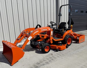 Nuevo Kubota BX1880 con cargador de conexión rápida y pasador en el cubo, solo 132 horas, 4x4, 18 HP diésel a la venta - Product Image 1