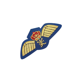 Badges de broderie brodés en fil de métal pur fait à la main Badges de mode de broderie Meilleure vente Badges de fil de métal logo personnalisé - Product Image 5