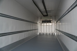 Camión Refrigerado de Servicio Pesado XF 480 Euro 6 2021, Carrocería Refrigerada Vector 1550, Refrigeración Confiable para Logística de Cadena de Frío - Product Image 5