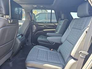 Cadillac Escalade V-Series 1SD 2024 Usado en Buen Estado - Product Image 4