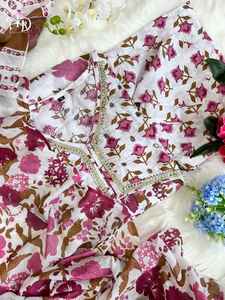 ชุดสูทตัด Alia คุณภาพส่งออกพร้อมงานปักมือ Zari ที่ซับซ้อนทอผ้าและพิมพ์งานจากซัพพลายเออร์อินเดีย - Product Image 3