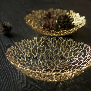 Top Tendance Grande Capacité En Laiton Métal Ensemble 2 Conception À La Main Alimentaire Salade Bol De Service Collations Aux Fruits Bol De Service Offre Spéciale - Product Image 1