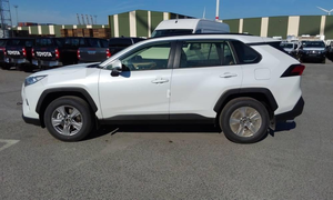 SUV automatique essence 2,5 L d'occasion, 0 km, version tropicale pour l'exportation - Product Image 2