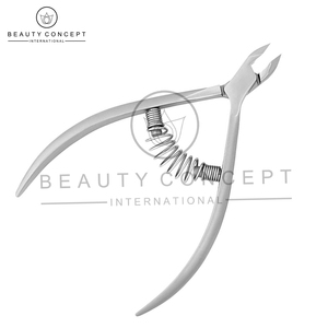 Alicates para Cutículas Pro SMART 30, Cuchillas de 4 mm, Acabado Satinado, Acero Inoxidable, Mecanismo de Resorte Ajustable, Apertura de Mandíbula Ancha, Profesional - Product Image 3