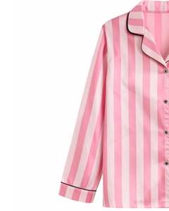 ชุดนอนผ้าซาตินไหมพรมลายทางสีชมพูสำหรับผู้หญิง แขนยาวติดกระดุม ชุดนอนหรูหรา นุ่มสบาย ชุดลำลอง - Product Image 2