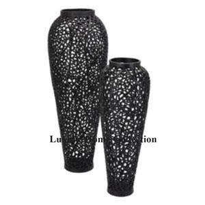 Nouveau vase durable en métal de concepteur unique couleur noire enduit de poudre accessoires de décoration de maison et de table fournitures de l'Inde - Product Image 1