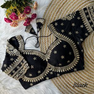 Blouse de mariée indienne prête à porter en soie Vichitra noire de créateur, avec broderie traditionnelle et motif au dos, pour sari - Product Image 1
