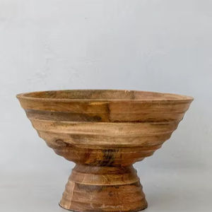 El tazón está hecho de mango y funciona bien como tazón decorativo para su cocina y comedor. - Product Image 1