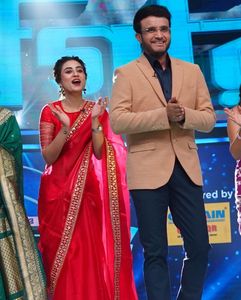 Diseño de calidad superior Ropa de fiesta de boda Organza Secuencia Borde Encaje Trabajo Un minuto Listo para usar Blusa Sari Fabricante - Product Image 3