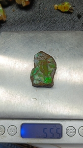 Opale noire Welo d'Éthiopie, brute, 100% naturelle, certifiée par un tiers, haute qualité, 20-80 carats, pour la fabrication de bijoux - Product Image 4