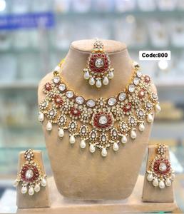 Ensemble de bijoux de mariée Polki traditionnel collier Kundan artisanal et boucles d'oreilles assorties pour les mariages meilleur prix disponible - Product Image 4