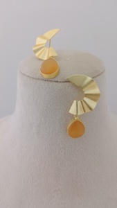 Bella Store Ensemble de boucles d'oreilles en laiton Unique Verdant Eclipse pour femme Finition or mat radiant Mignon pour les fêtes - Product Image 2