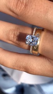 Anillo de compromiso de oro de 14kt para mujer, corte radiante, racimo de diamantes cultivados en laboratorio, estilo moderno, certificado IGI, anillo libre de conflictos 2,0-2,15 - Product Image 5