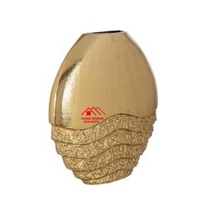 Vase en métal de style vintage finition or poussiéreux, centre de table de mariage, nouveau design, vase en aluminium métallique, décoration de jardin - Product Image 1