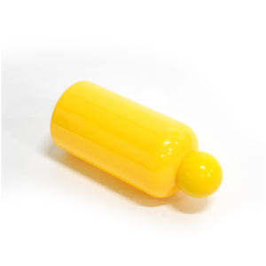 Vietnam Factory Gradient Color PET Plastic Cylinder <b>Bottle</b> Round Shoulder with Clip Top <b>for</b> Lotion Shampoo Bath Gel - Product Image 4