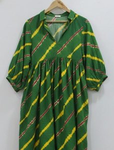 Robe d'été mi-longue/longue en coton tie-dye floral faite à la main pour femme, tenue décontractée bohème - Product Image 6