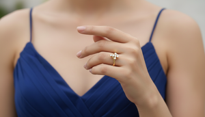 Anillo The Flourish Accent de Oro de 14K y Diamantes |   Diamante de Corte Brillante de 0.18 Quilates - Product Image 6