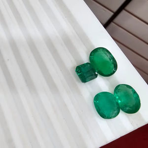 Esmeralda Natural de Zambia de Calidad AAA, Color Verde, Forma Octogonal, Calidad Cu, 20% de Descuento y Regalo, Esmeralda Verde Hidrotermal - Product Image 1