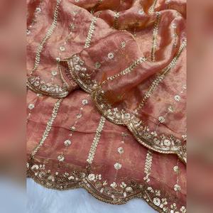 Sari Festivo para Ceremonias y Fiestas, Listo para Usar, con Blusa Cosida, Hermosa Lentejuelas, Elegante, al por Mayor - Product Image 4