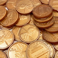 PLOMA Lot de 100 pièces de monnaie éducatives en cuivre de 1 cent USD pour enfants de 2 à 4 ans et de 5 à 7 ans, non toxiques, en plastique durable, avec sac zippé