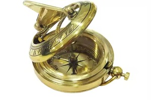 Boussole Nautique Géométrique Ronde Art Déco Classique en Laiton avec Couvercle, Artisanat Métallique Mobile - Product Image 5