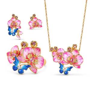 ชุดเครื่องประดับเงินแท้เคลือบลายดอกไม้ Jeulia Butterfly Loves Flower - Product Image 1