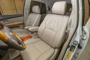 Lexus RX 330 2004 Usado, Sin Reserva, 1 Dueño en California Hasta 2025, 82500 Millas, Motor V6, Paquete Premium Plus - Product Image 5