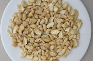 เมล็ดมะม่วงหิมพานต์รสเลิศ ขนาดใหญ่  +84 86 521 6698 คุณลูซี่ - Product Image 2