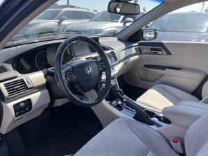 Precio bajo, Honda Accord Plug-in 2014, auto usado en venta - Product Image 3