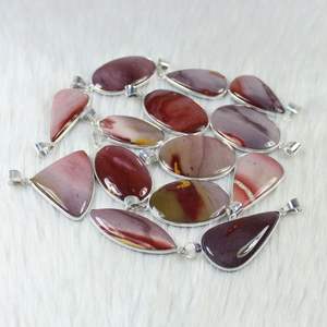 Top Fantastic Pink Mookaite Gemstone Colgante Plateado Colgante Bisel Collar Venta al por mayor Imperial Jasper Colgante Joyería - Product Image 4