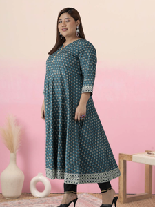 Kurti Anarkali de algodón verde con estampado floral, talla grande, tela suave, ajuste cómodo, elegante estilo tradicional indio. - Product Image 2