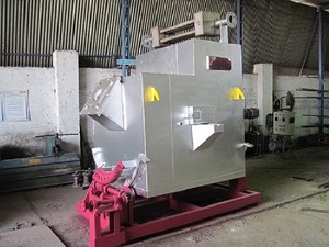 Convertisseur industriel à gaz naturel de 1 tonne Moteur automatique à inclinaison hydraulique Nouvelle condition Pompe à roulement en aluminium à bas prix - Product Image 3