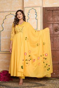 Traje Anarkali bordado para mujer en estilo indio y pakistaní Punjabi Shalwar Kameez para bodas festivas y fiestas Diwali Kurti" - Product Image 4