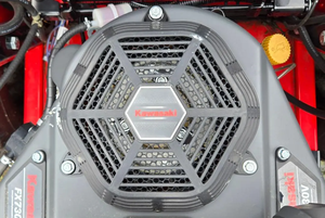 Tondeuse autoportée Gravely PT 160 à rayon de braquage zéro à vendre – Prix avantageux – 60 pouces – Fournisseur commercial – Expédition immédiate - Product Image 4