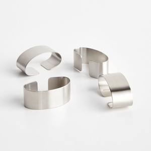 Cendrier en acier inoxydable personnalisé de haute qualité Différentes tailles pour fumer des cigares Cendrier à pipe debout - Product Image 6