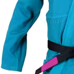 Uniforme de Karate más vendido Uniforme de Karate de alta calidad hecho profesionalmente Desgaste de artes marciales - Product Image 4
