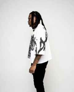 เสื้อครอปผ้าฝ้ายสะพายไหล่โอเวอร์ไซส์พิมพ์ลายดิจิตอลกราฟิกผ้าฝ้ายน้ำหนักมาก - Product Image 3